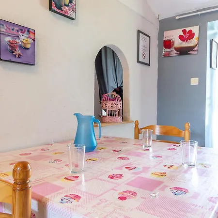 Vakantiehuis New - Lylou Piscine Et *