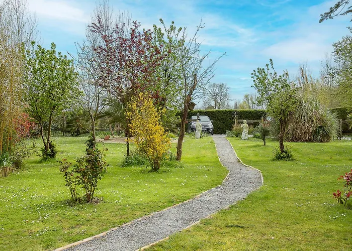 New - Lylou Piscine Et