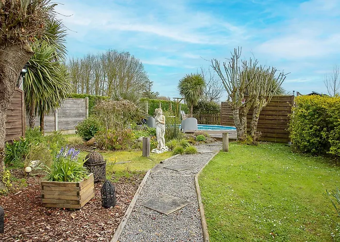 New - Lylou Piscine Et *